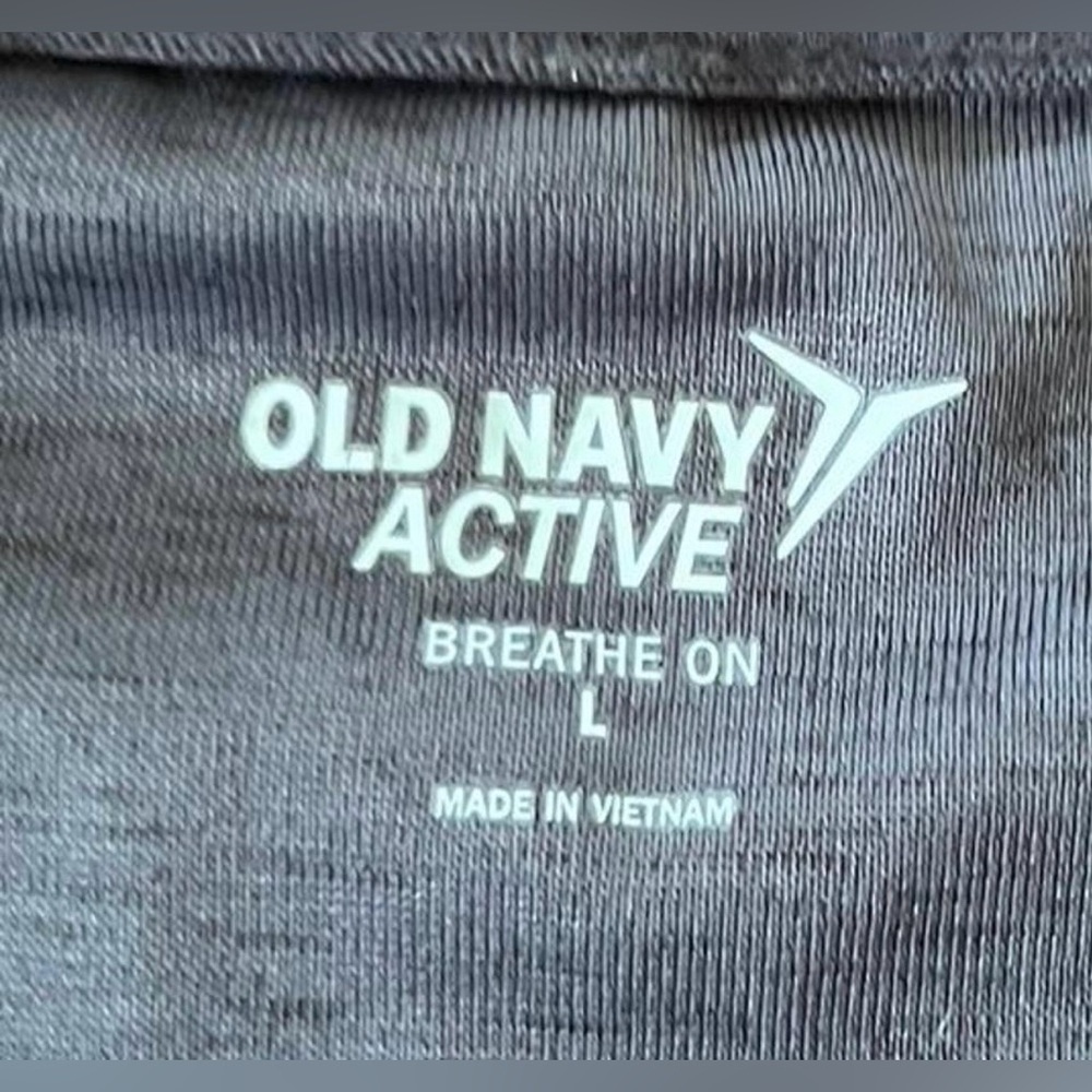 Old Navy Active Black Performance Wrap Long Sleeved Workout Athletic Tee - Picture 3 of 7